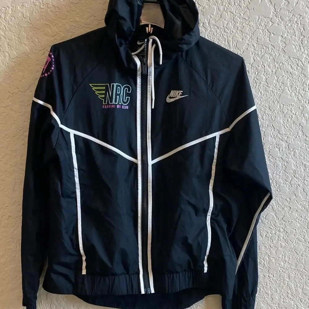 Nike Limited Edition for Barstool Sports Black Windbreaker Medium
